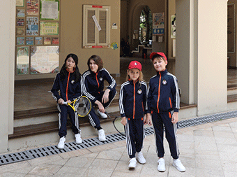冬季運(yùn)動(dòng)長(zhǎng)袖中小學(xué)生班服設(shè)計(jì)定制套裝