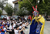 中國傳統(tǒng)文化走進北京校園，校服定做企業(yè)助力文化傳承