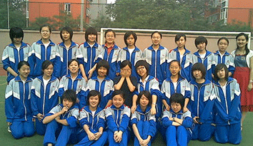 中國學校需要重新“校服定制”嗎？