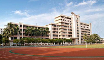 新建學校共建新模式，“校服定制”打造校園新環(huán)境
