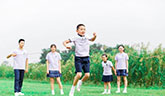 加強(qiáng)價值建設(shè)基礎(chǔ) 推動校服定做行業(yè)美學(xué)變革