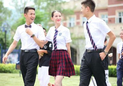 中學生校服定制