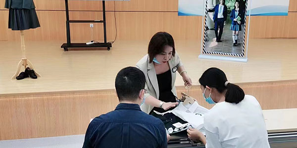 中小學生校服定制，校服定做
