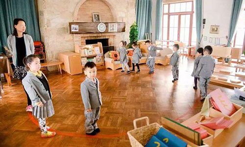 幼兒園園服定制，幼兒園服廠家