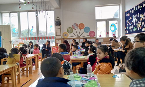 幼兒園園服定制，幼兒園服廠家