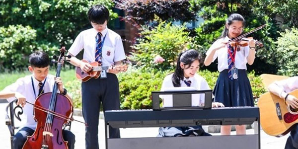 校服訂做，校服生產(chǎn)企業(yè)