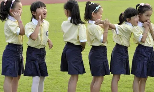 定制校服，校服生產(chǎn)廠家