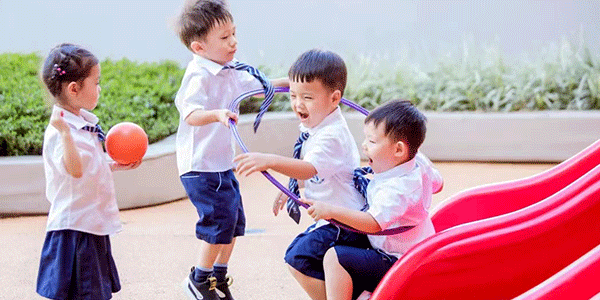 校服制造商，中小學(xué)校服定制