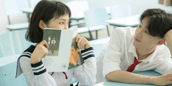 定制校服廠家，小學(xué)定制校服