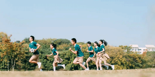 校服定制廠家，春季運(yùn)動(dòng)校服