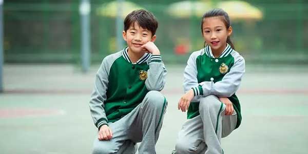 校服定制制造商，學(xué)生校服定制