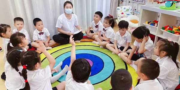 校服生產企業(yè)，幼兒園園服定制